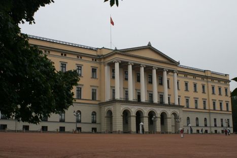 royal-palace-oslo.jpg